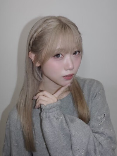 金发凛凛