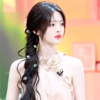 杨超越