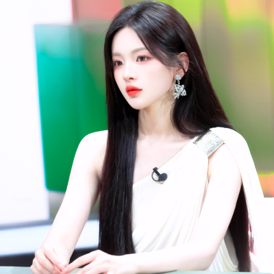 杨超越