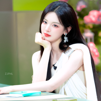 杨超越