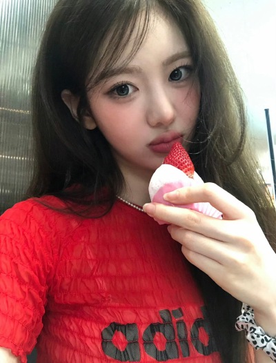 kiiikiii Sui李守彬