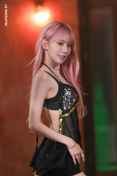 宮脇咲良