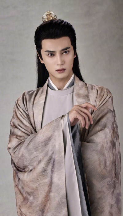 ‌高旻睿《风华令》顾青砚