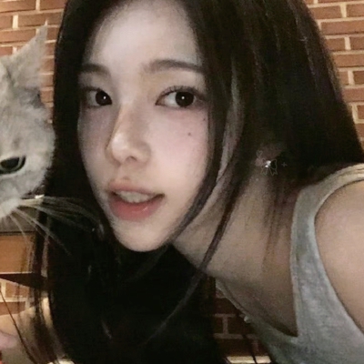 猫生第一志愿：aru
记得单收，单收=单图收藏