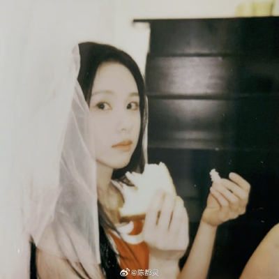 陈都灵
