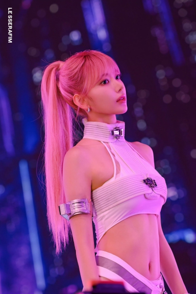 宮脇咲良