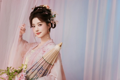 卢昱晓