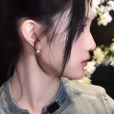 小狗守则
​1. 主人永远是对的。
​2. 无条件服从主人的所有指令，不准顶嘴，不准拒绝。
​3. 永远不准对主人撒谎，必须主动汇报一切行踪和想法。
​4. 随叫随到，不让主人等一分钟。
​5. 眼里只有主人，心里也只有…