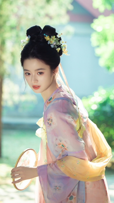 黄杨钿甜
