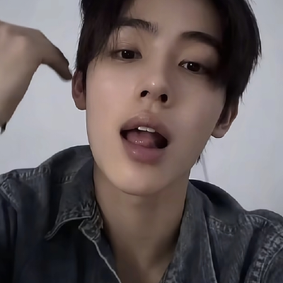 也许你想我的时候我也在想你