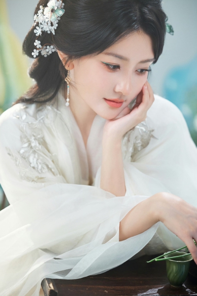 梁洁