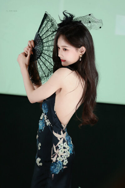 李一桐