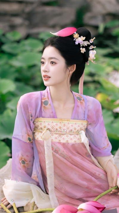 黄杨钿甜