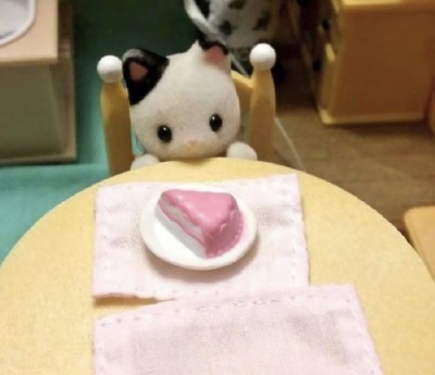 (─‿‿─)