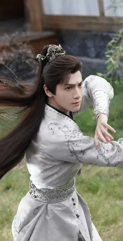 罗云熙《魅影神捕》黎斯