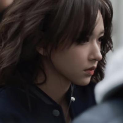 我们亲密的依偎在一起，无需多言