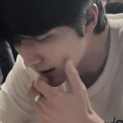 张新成