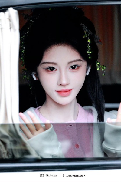 鞠婧祎