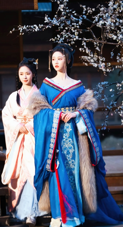 岳雨婷