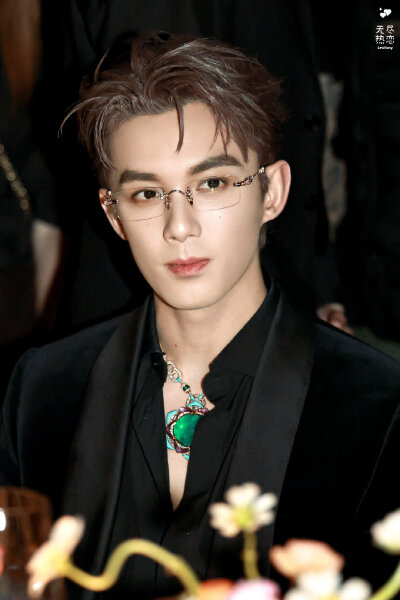 吴磊