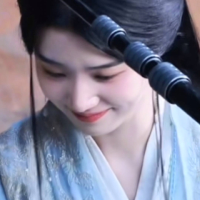 一度春来，一番花褪