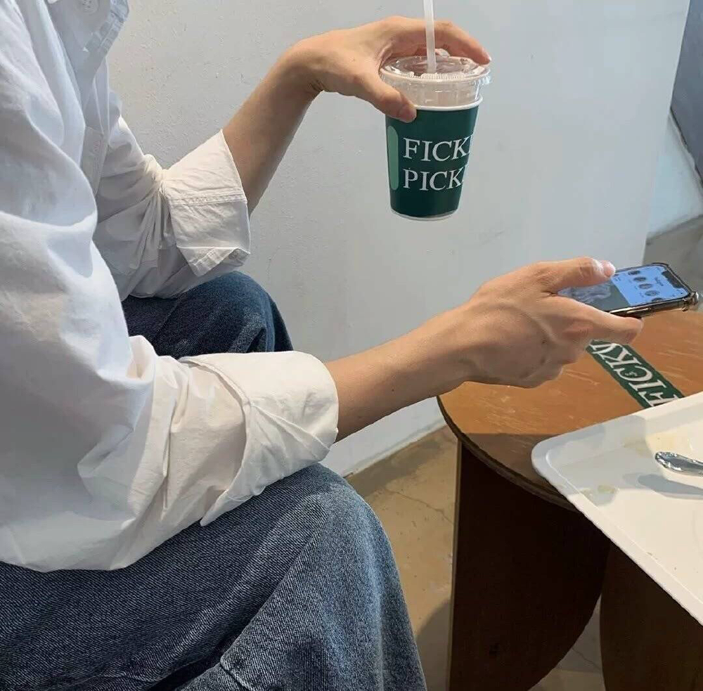 头像丨男头 最后还是回到了原点