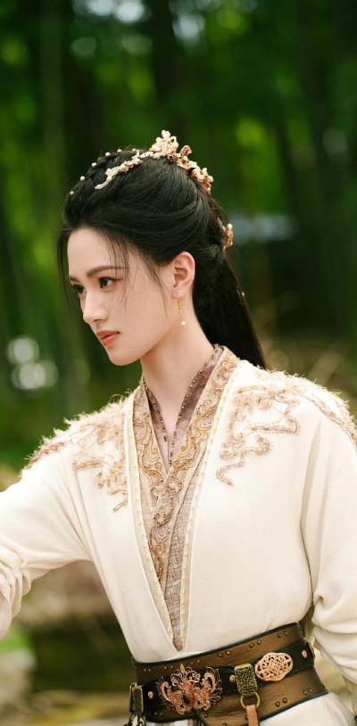 沈羽洁《魅影神捕》白珍珠