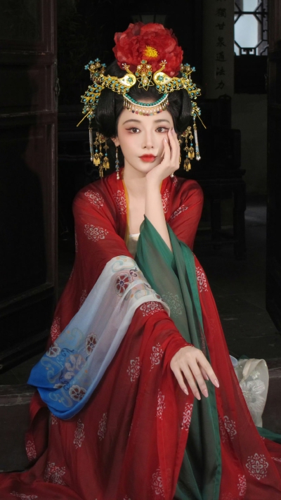 彭小苒