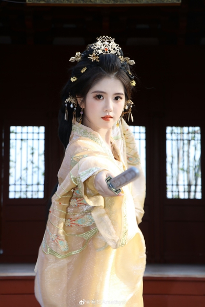 宥拉