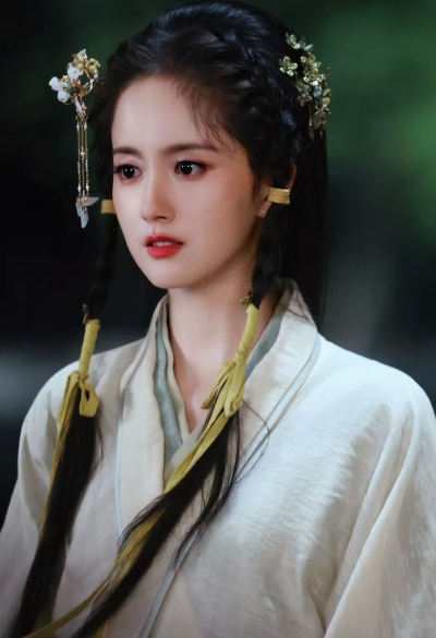 黄奕/王俊笔
