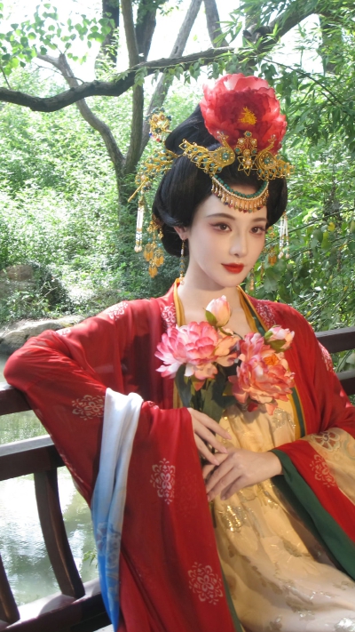 彭小苒