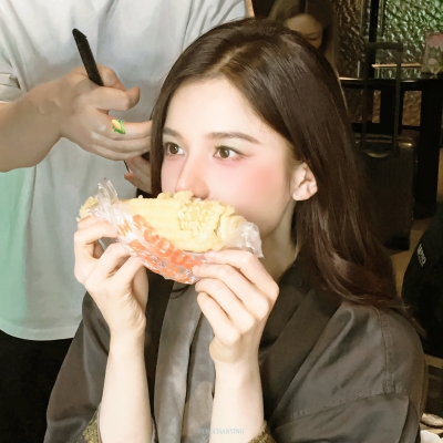张婧仪