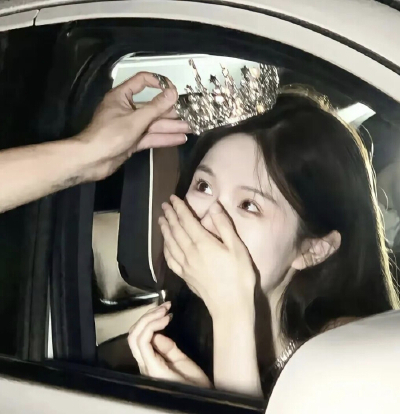 女头