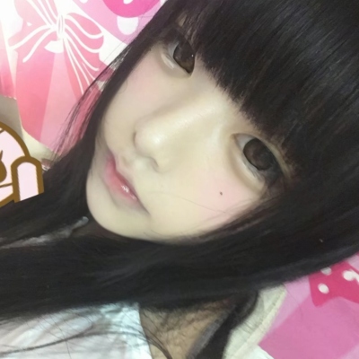 why?都怪我太依赖(>﹏<)，和你恋爱o.O?爱就是比赛∑(O_O;)!幼稚的像一个小孩 (*≧ω≦)，不知道怎么样告白Σ(ｏдｏﾉ)ﾉ，转身我走上舞台 |ω• `)，你的可爱让我沉溺在₍^› ꘍ ‹ ^₎⟆，叮咚着那青春的颜色(´-ω…