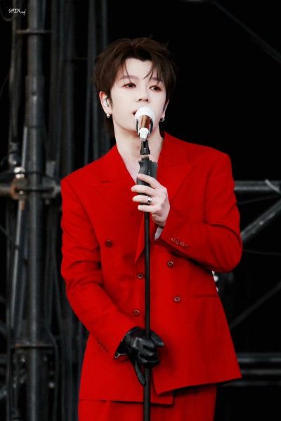 王栎鑫 261006泸州超级银河左岸音乐节