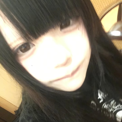 why?都怪我太依赖(>﹏<)，和你恋爱o.O?爱就是比赛∑(O_O;)!幼稚的像一个小孩 (*≧ω≦)，不知道怎么样告白Σ(ｏдｏﾉ)ﾉ，转身我走上舞台 |ω• `)，你的可爱让我沉溺在₍^› ꘍ ‹ ^₎⟆，叮咚着那青春的颜色(´-ω…