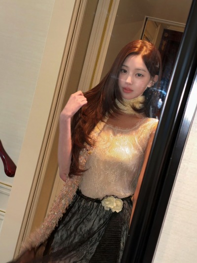 张元英