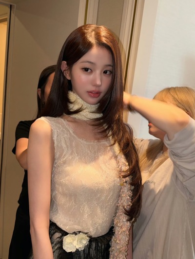 张元英