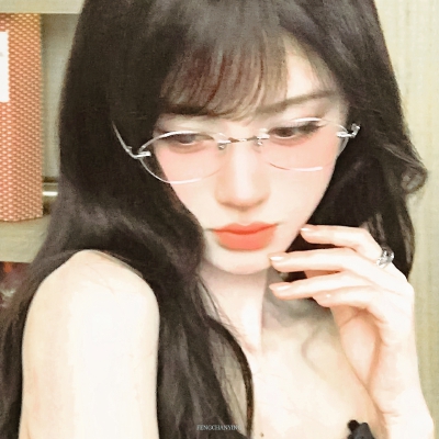 鞠婧祎