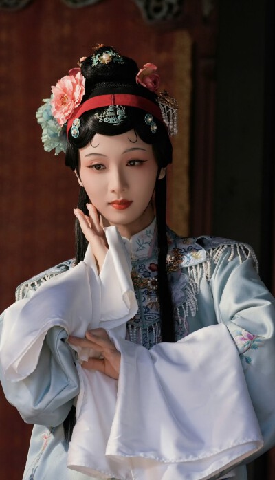 蔡卓音《一瓯春》谢翎书