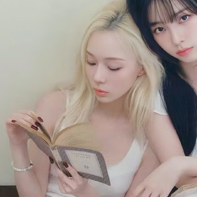 两颗缠绕的心