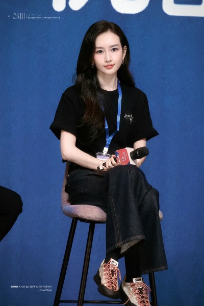 王鸥