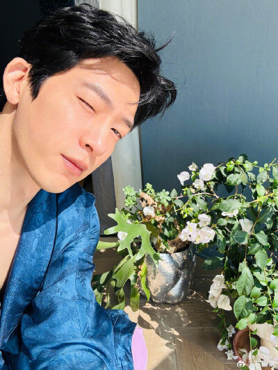 井柏然