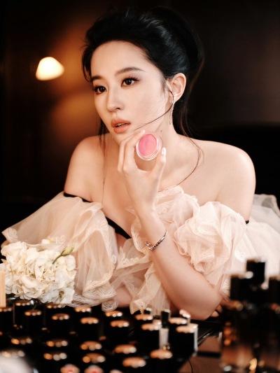 刘亦菲