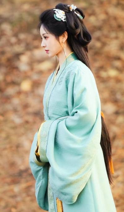 田曦薇