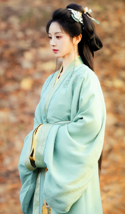 田曦薇