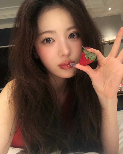 kiiikiii Sui李守彬