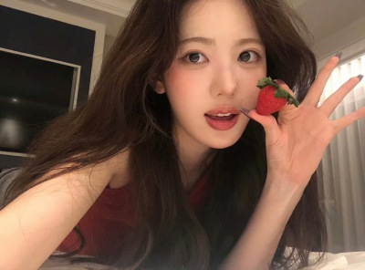 kiiikiii Sui李守彬