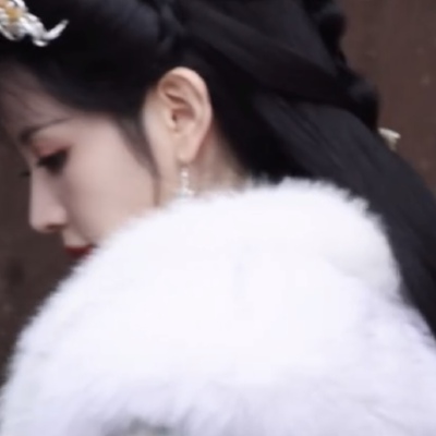 一轮明月照双魂