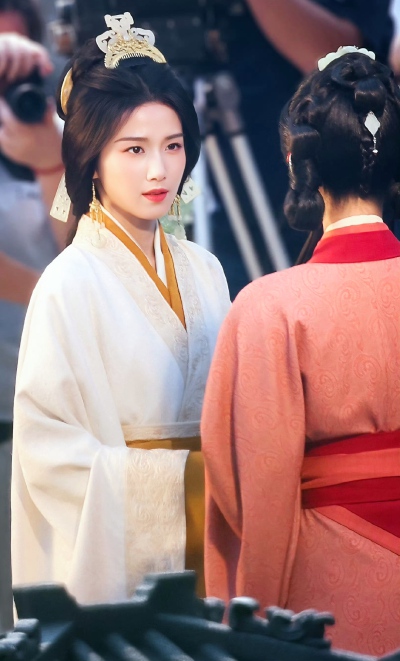 卢昱晓